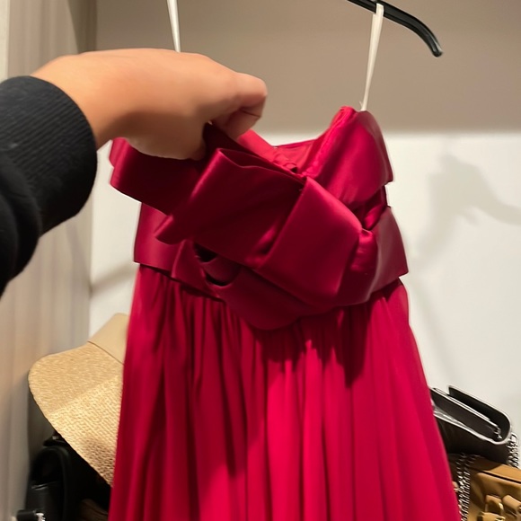 Marchesa Notte deep red bow strapless chiffon gown. Size 8.